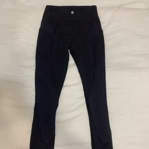 Lululemon leggings size 6, long, black.